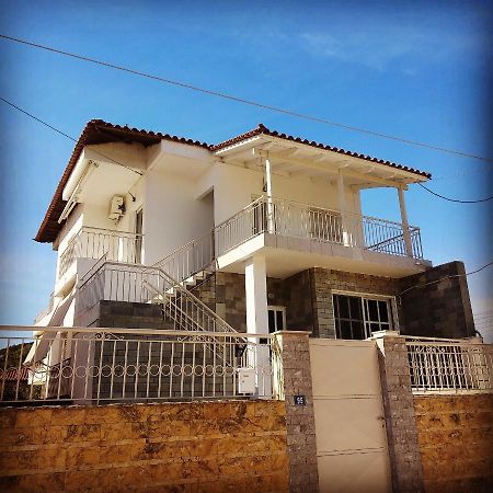 La Vita Apartments-Near Airport & Sea アルテミダ エクステリア 写真