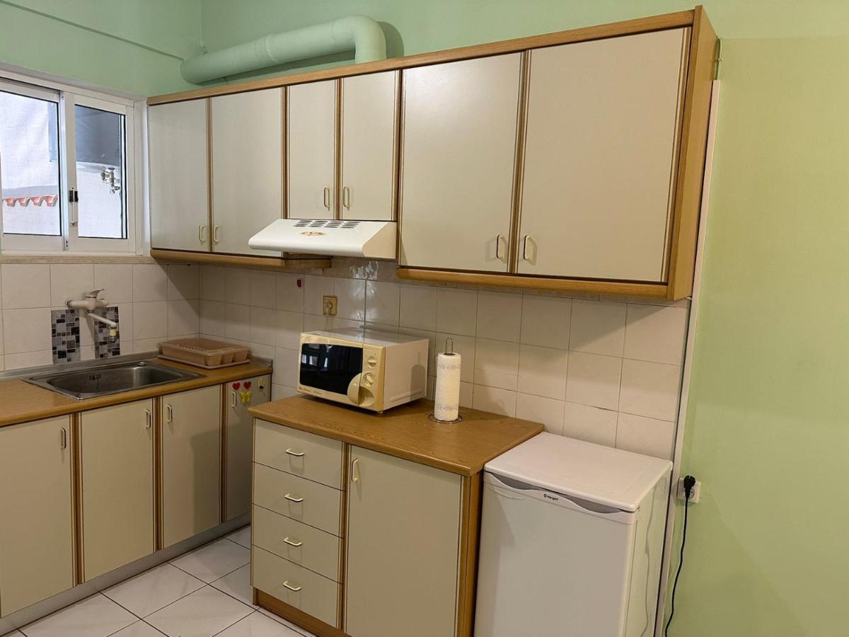 La Vita Apartments-Near Airport & Sea アルテミダ エクステリア 写真